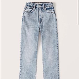 '90s Ultra High Rise Straight Jeans